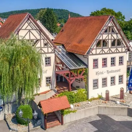 Hotel Neukirchner Hof 3*